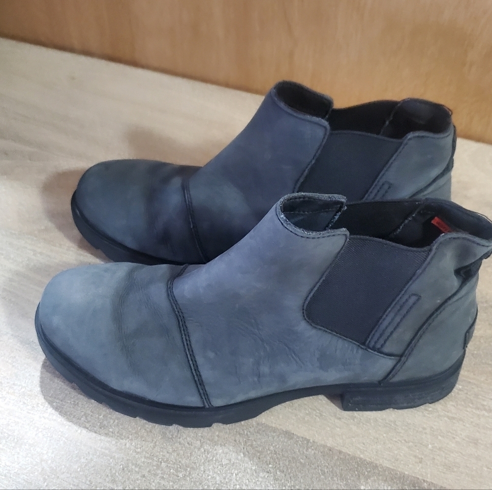 Sorel Emelie  lll Chelsea. Waterproof Ankle Boot Black GRAY Suede. Sz 9